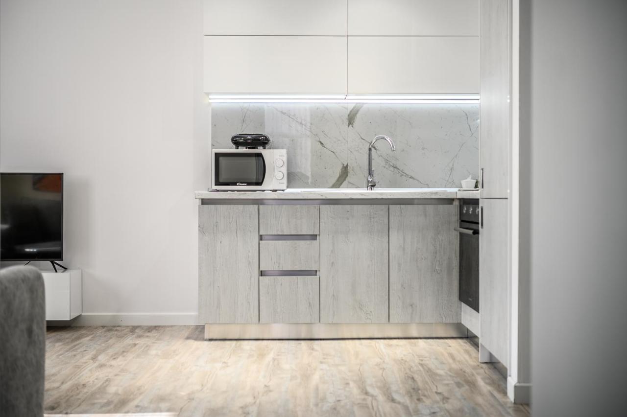 Miku Apartment-Modernly Designed Downtown Tirana Exterior photo